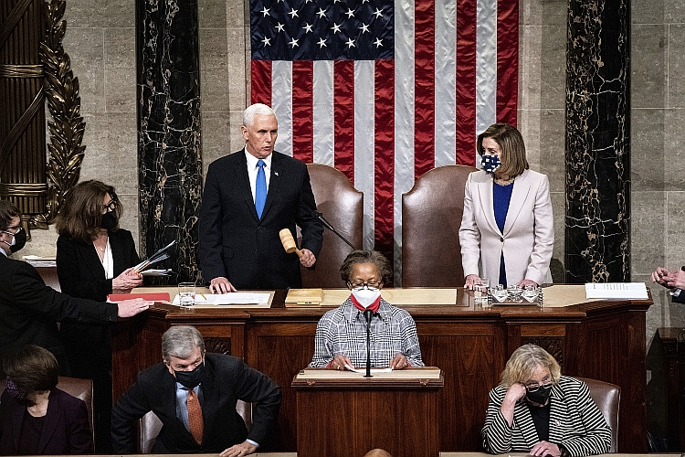 Vice President Pence and Speaker Pelosi preside over the joint session of Congress.