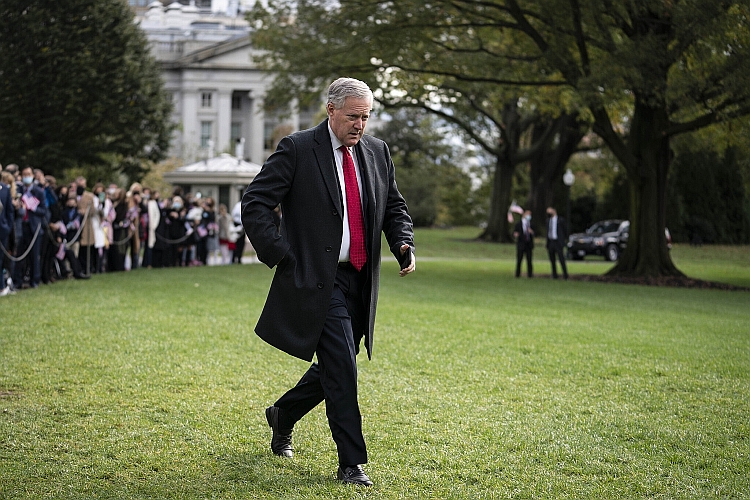 Mark Meadows walks along the South Lawn on October 30, 2020.