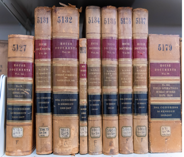 Image of Serial Set books on a shelf